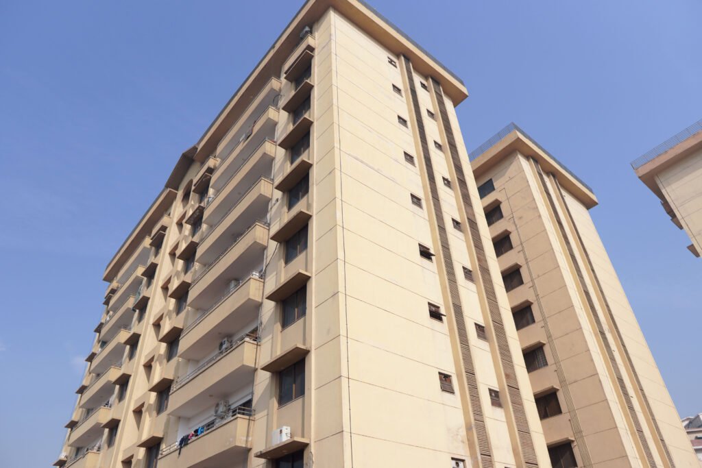 2x Blocks – Askari 14 Apartments