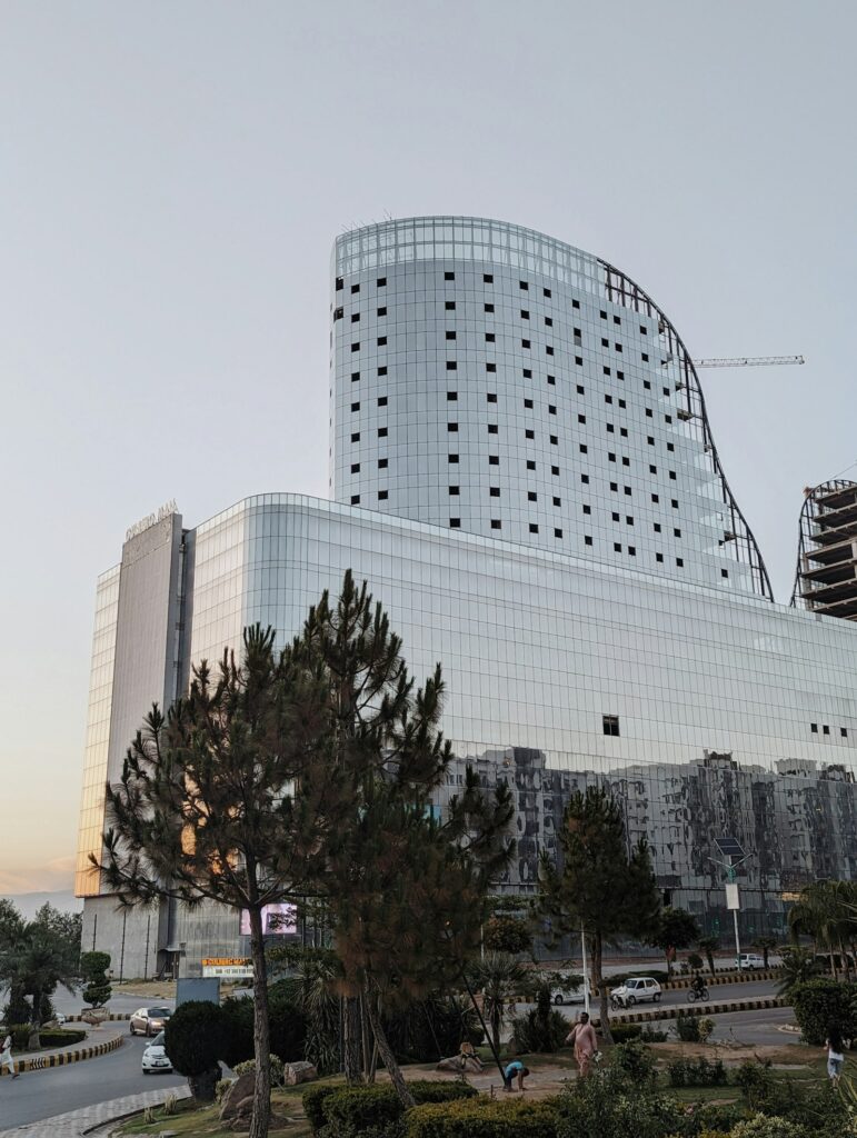 Business Hub / Mall